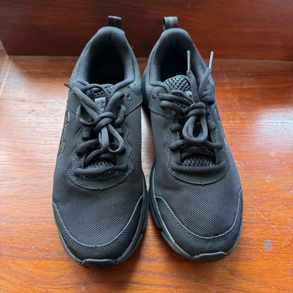 Under Armour Men's Charged Assert 10 Running Shoe 7 NWOT